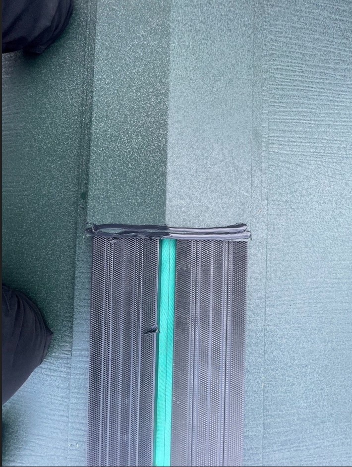 棟板金取り付け　ｍｕｎｅｂａｎｎｋｉｎｎｔｏｒｉｔｕｋｅ