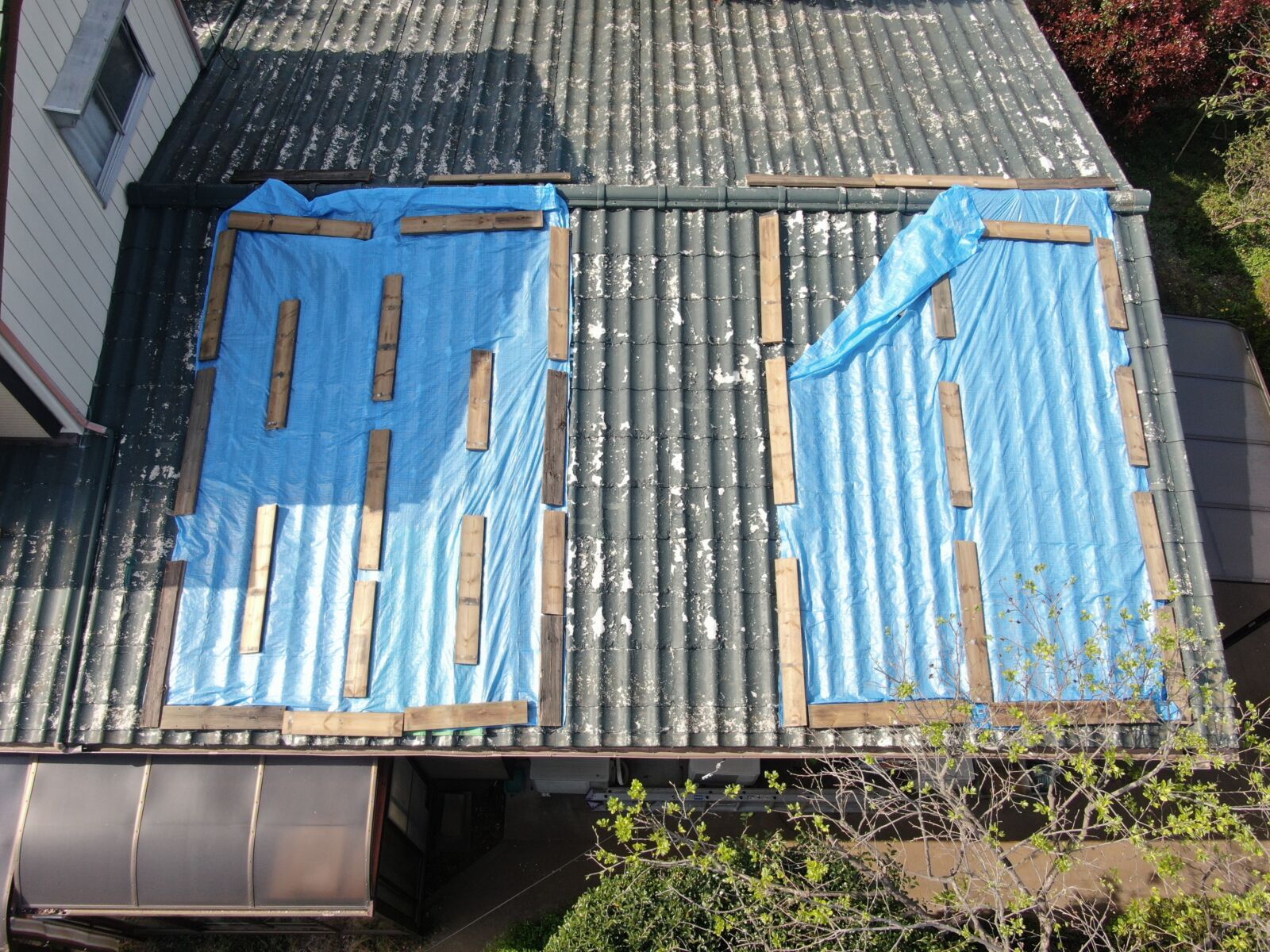 屋根雨漏り　施工前　ａｍａｍｏｒｉ　ｓｅｋｏｕｍａｅ